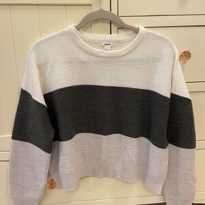 Garage sweater size XS
